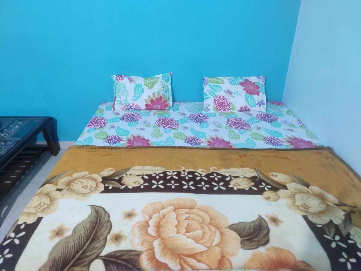 Nidhivan Homestay Vrindāvan エクステリア 写真