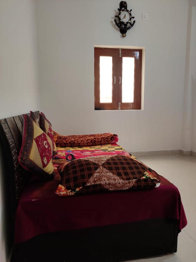 Nidhivan Homestay Vrindāvan エクステリア 写真